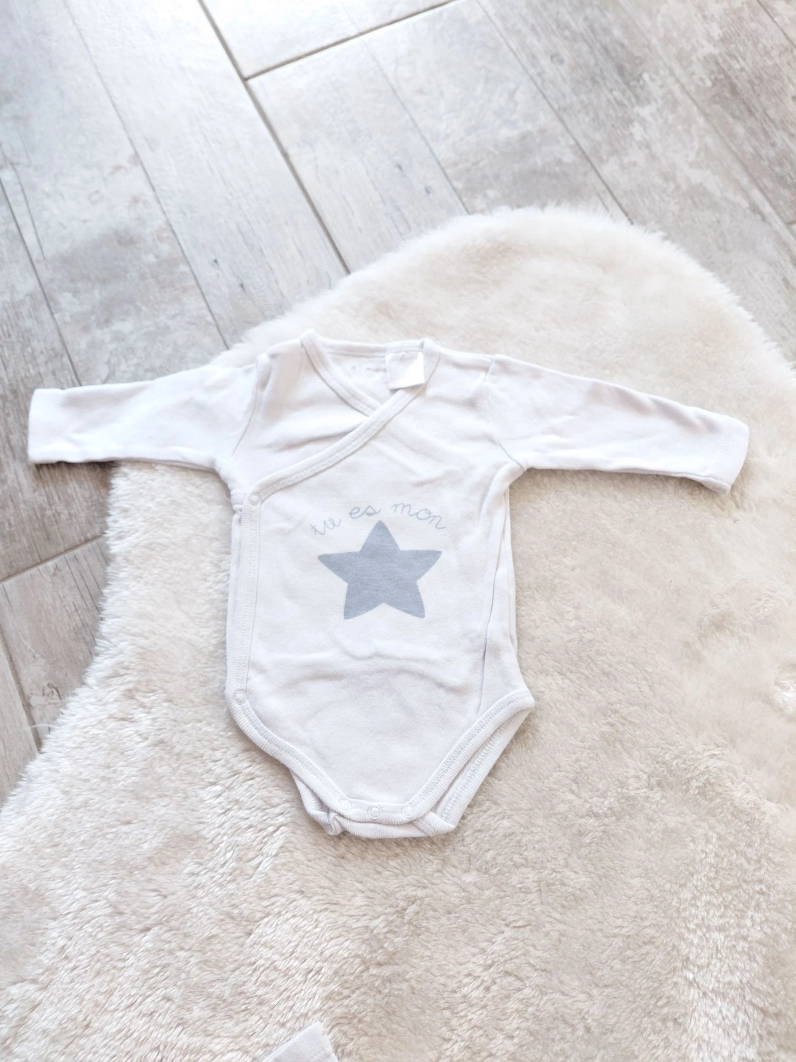 Lote de 2 bodies La Redoute 1 mês 54 cm – photo 4